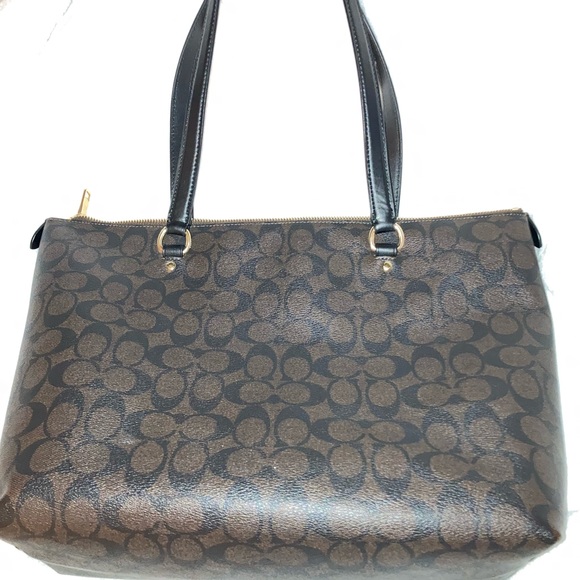 COPY - COACH Gallery Tote In Signature Canvas -FREE SHIPPING on this item today. - Picture 4 of 8